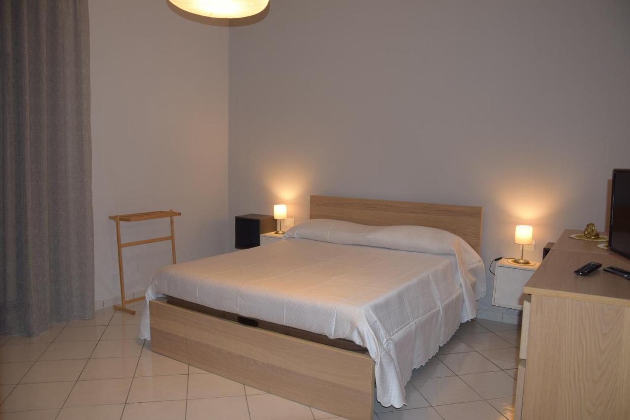 Diana E Atteone Bed and Breakfast Caserta Exteriör bild